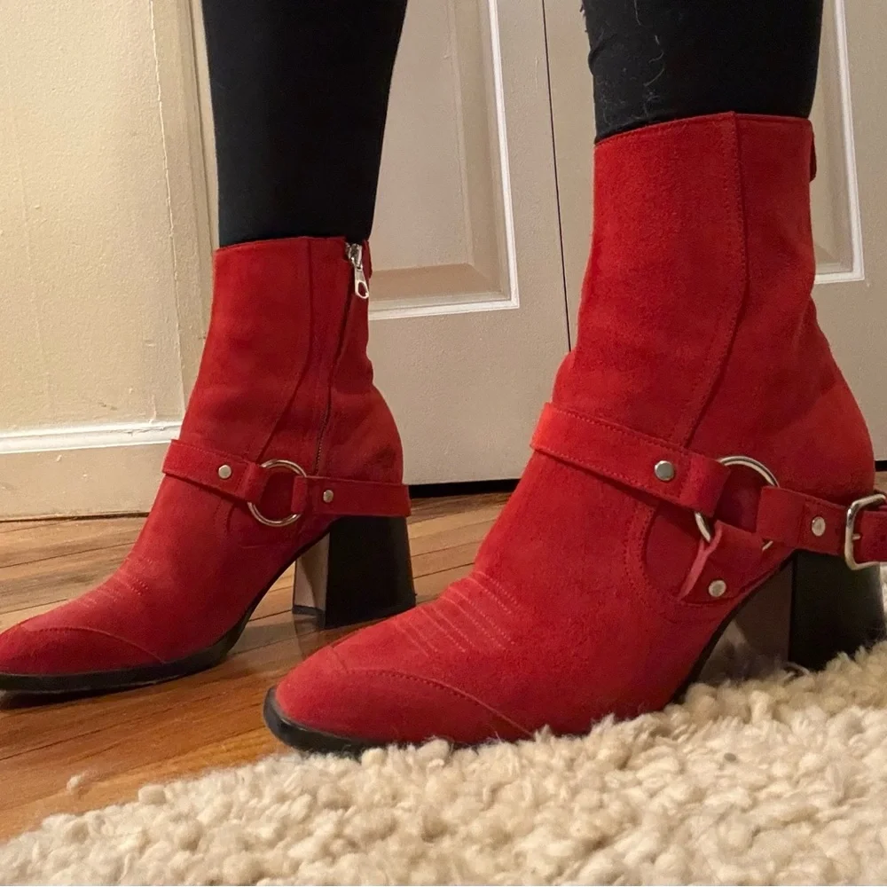Labucq Red Heeled Boots - Picture 2 of 8